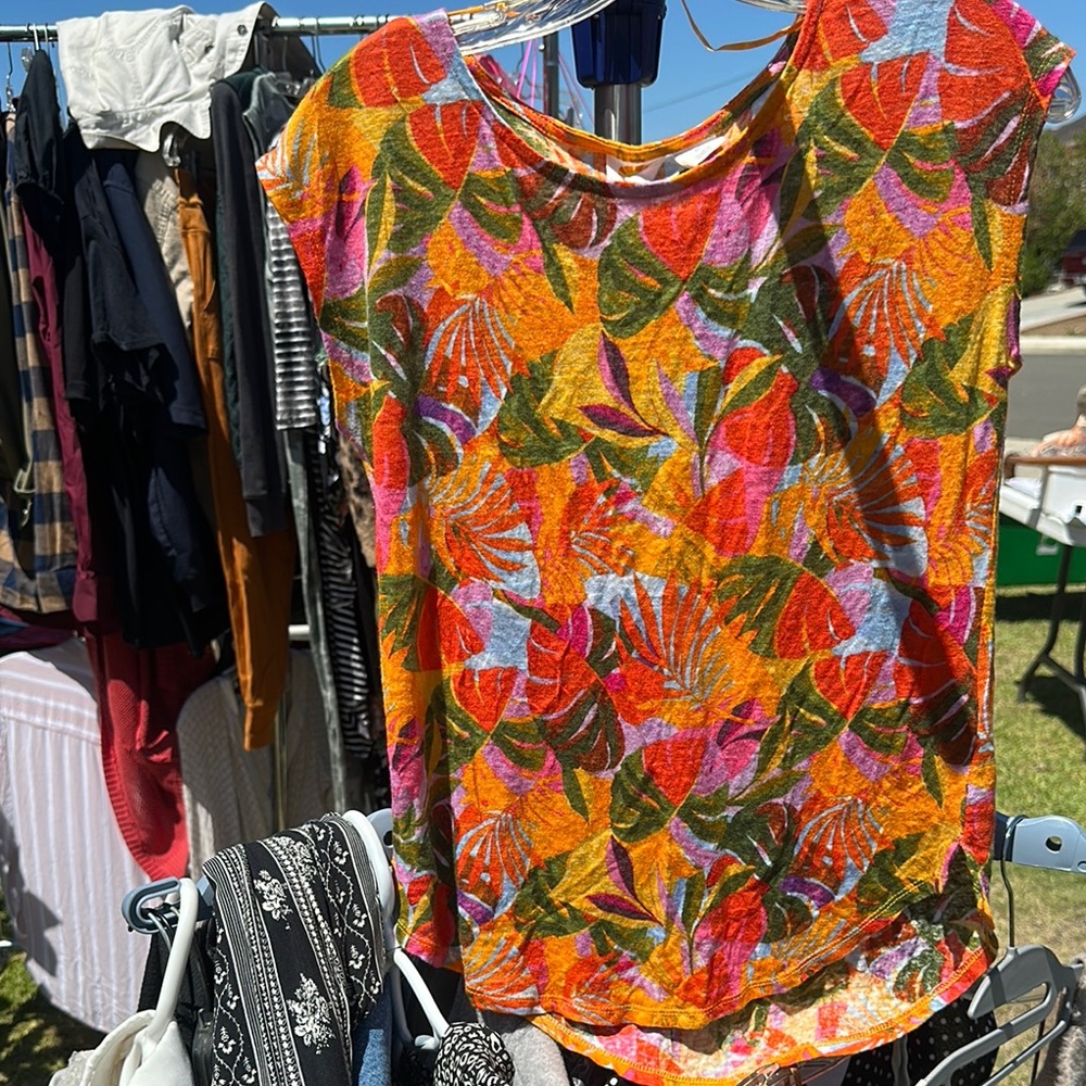 C&C California Multicolor Leaf Print Short Sleeve Top
